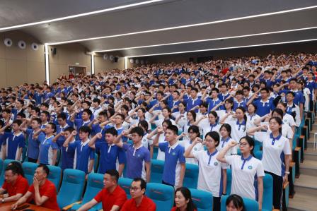 以笔为剑赢中考 壮志擎天奏凯歌 ——桂园中学2025届中考誓师大会圆满举行