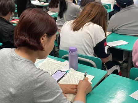 家校共育，美育同行 ——碧波小学举行2024-2025学年第二学期家长会