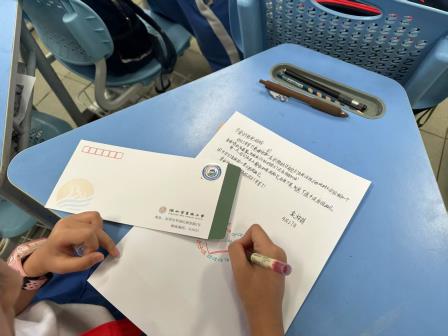 家校共育，美育同行 ——碧波小学举行2024-2025学年第二学期家长会