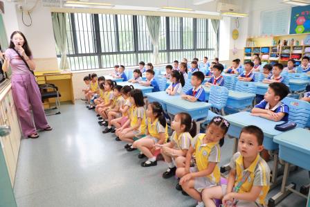 你好，少代会——深圳市锦田小学举行第十五周升旗课程展示活动