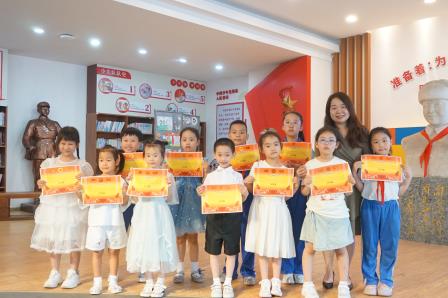 校园新声绽芳华 艺韵飞扬润童心 ——罗湖小学开展第三期“校园好声音”活动