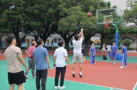 活力校园展风采 趣味运动乐无穷 ——深圳市南湖小学2025年春季趣味运动会精彩纪实