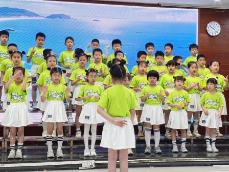 当英语课遇见合唱团——翠茵学校美育融合的实践探索