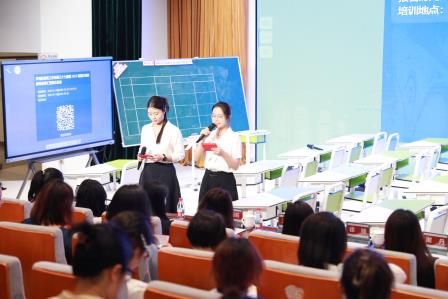 翠园东晓创新学校承办罗湖区青英工作坊第三十七期暨 2025“破茧”行动新教师成果汇报展示活动
