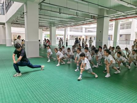 小幼携手探成长，萌娃初遇小学堂——粤海城幼儿园师生走进东晓小学开展体验活动