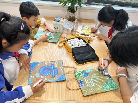 深圳市莲南教育集团安芳小学“每周半天计划”——从汉字王国到植物活化石的奇妙探索