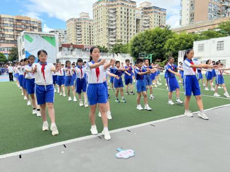 全员运动展风采·诗词文化润童心 莲塘小学2025年夏季趣味运动会圆满举行