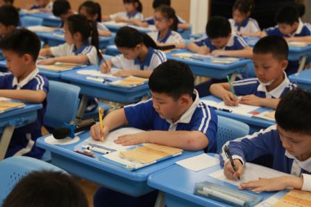 创新教学展风采 联合教研促成长 ——罗湖区小学数学名师工作室联合教研活动在布心小学举行