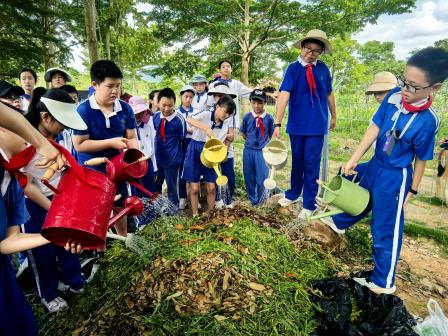 “圾”遇沃土，绿动未来 ——翠北集团“手植春光，心育未来”校外实践课程（第二期） 暨行走的思政课（第二十六期）