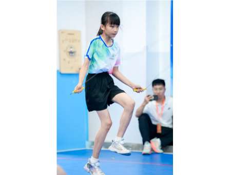 深圳市螺岭教育集团仙桐实验小学跳绳队在罗湖区中小学生跳绳比赛中斩获佳绩