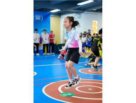 深圳市螺岭教育集团仙桐实验小学跳绳队在罗湖区中小学生跳绳比赛中斩获佳绩