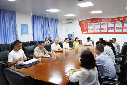 深化交流促发展 携手共进谱新篇——肇庆市怀集县洽水镇中心小学与深圳市凤光小学开展教育教学交流活动