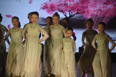 艺韵飞扬承薪火，青春逐梦筑和平 ——深圳市桂园教育集团首届文化艺术节圆满落幕