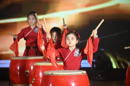艺韵飞扬承薪火，青春逐梦筑和平 ——深圳市桂园教育集团首届文化艺术节圆满落幕
