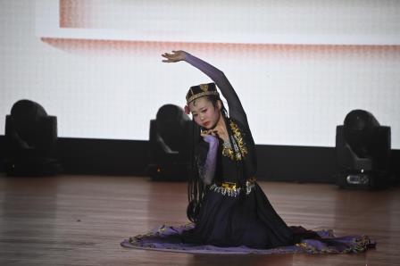 艺韵飞扬承薪火，青春逐梦筑和平 ——深圳市桂园教育集团首届文化艺术节圆满落幕