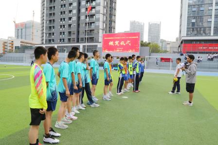 首届“ I CAN”俱乐部锦标赛圆满落幕 北理莫斯科附属布心中学打造体教融合新范式