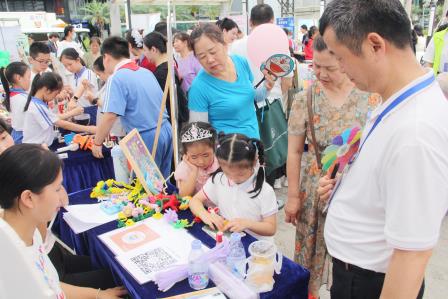 深圳市南湖小学参加深港文化交流活动，共筑爱国情