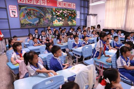 幸福教育润童心 幼小衔接启新程——向西小学携手云景豪园幼儿园开展沉浸式幼小衔接活动