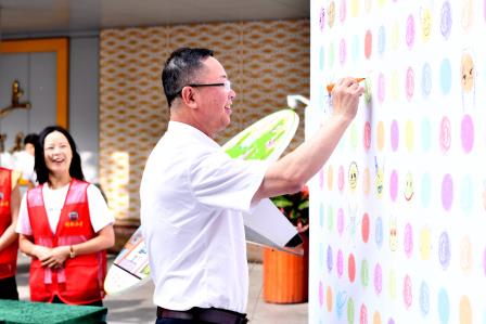 心路同行，智跑启航 ——深圳市靖轩小学举行定向运动授牌仪式暨校家社企联动定向运动首站赛