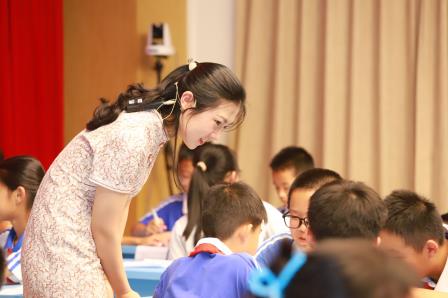 广东省陈荪名教师工作室、深圳市汤学儒名校长工作室承办2025年粤东西北教师全员轮训——义务教育新课程新教材改革骨干教师能力提升专项（小学语文）活动