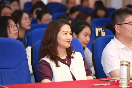 广东省陈荪名教师工作室、深圳市汤学儒名校长工作室承办2025年粤东西北教师全员轮训——义务教育新课程新教材改革骨干教师能力提升专项（小学语文）活动