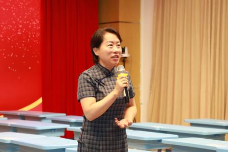 广东省陈荪名教师工作室、深圳市汤学儒名校长工作室承办2025年粤东西北教师全员轮训——义务教育新课程新教材改革骨干教师能力提升专项（小学语文）活动