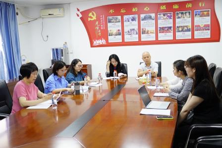 数智课堂绽放学科活力——凤光小学“凤凰杯”教学展示活动渐近尾声 