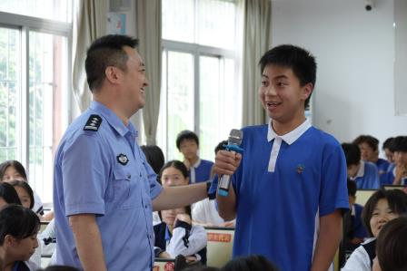 “珍爱生命，拒绝毒品”——深圳市罗湖区文德学校开展禁毒教育宣传活动