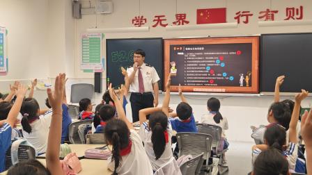 美育·立规营丨深圳车站走进桃园小学解锁铁路安全密码