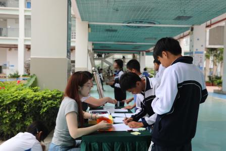 深圳市罗湖区滨河实验中学2025年心理健康月活动 | 五育润心，阳光成长