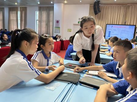 数智赋能教学 创新引领未来——2025 年罗湖区小学“数智课堂”课改现场会在碧波小学举行