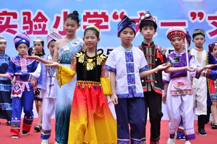 有“声”之年, 星光“童”行——景园实验小学举行庆六一文艺汇演活动