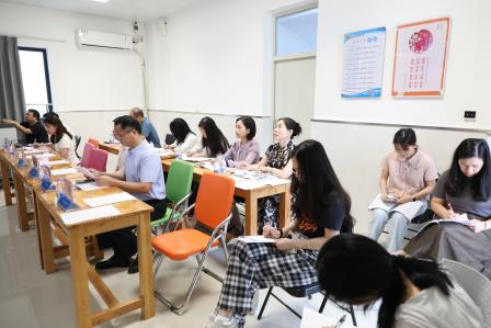 信息技术加持 赋能智慧教育 ——深圳市桂园教育集团红桂小学开展教育信息化“双区”实验校成果展示活动