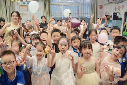 学科联动献爱心，欢乐义卖助成长——深圳市景贝小学开展“美育一件事”暨红领巾爱心义卖系列活动