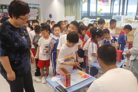 朝阳东晓映童心，艺启创想向未来——深圳市东晓小学举行“六一”儿童节庆祝活动