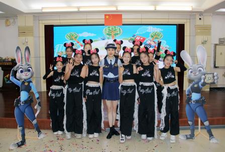 童心绘梦，美育润心 ——南湖小学“六一”艺术盛宴绽放光彩