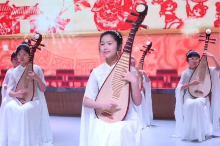 草埔小学六一“儒雅艺术嘉年华”绽放艺术风采