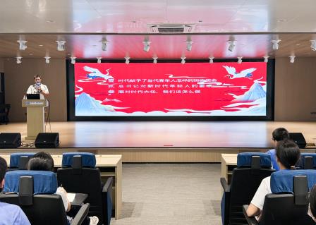 课本“红”进心里，研学“趣”探中山 ——从团课教室到中山故居：翠园文锦中学打造“沉浸式红色课堂”