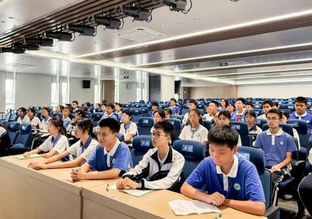 课本“红”进心里，研学“趣”探中山 ——从团课教室到中山故居：翠园文锦中学打造“沉浸式红色课堂”