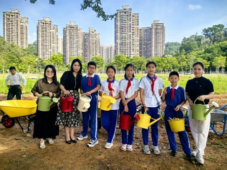 翠北实验小学劳动教育周火热进行中，家校共育助力成长新篇章