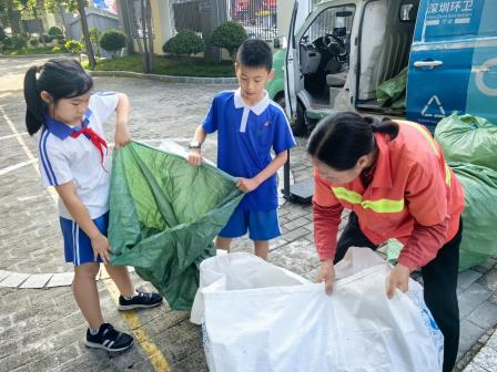 翠北实验小学劳动教育周火热进行中，家校共育助力成长新篇章