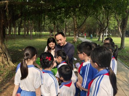 开往春天的地铁——湖贝小学开展低碳主题“行走的廉政课”暨“每周半天计划”综合实践活动