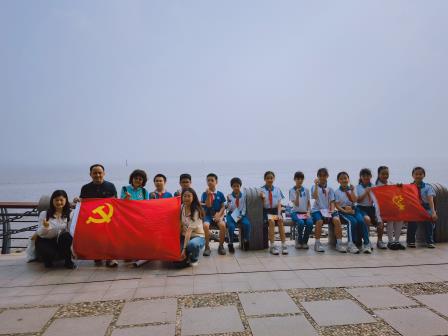 开往春天的地铁——湖贝小学开展低碳主题“行走的廉政课”暨“每周半天计划”综合实践活动