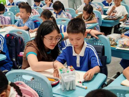 AI“魔法”点亮课堂，深圳碧波小学携手三园开启幼小贯通培养教研新篇