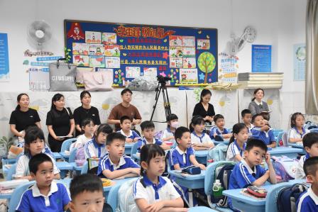 AI“魔法”点亮课堂，深圳碧波小学携手三园开启幼小贯通培养教研新篇