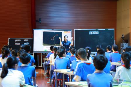 聚焦核心素养，共研科学课堂 ——罗湖区小学科学人机协同主题教研活动暨锦田教育集团展示课圆满举行