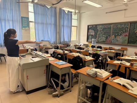 临“震”不乱 应急有方——新华外国语学校开展 防震减灾应急疏散演练