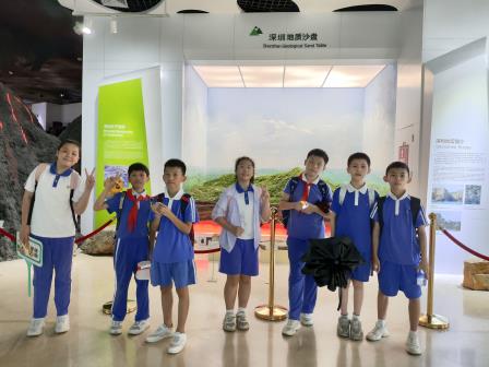 踏浪拾童趣,石语探文明 ——罗湖小学四至六年级开展社会实践活动
