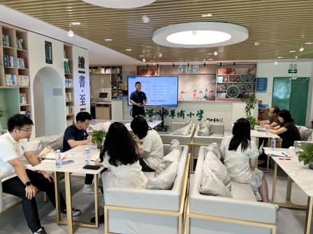 徐军名师工作室开展AI赋能信息科技课堂教学教研活动