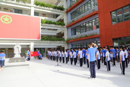 青春启航新征程！深圳北理莫斯科大学附属布心中学举行2025年度离队入团仪式